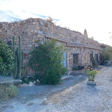 Cuevas El Torriblanco Guest House Gorafe Luaran gambar