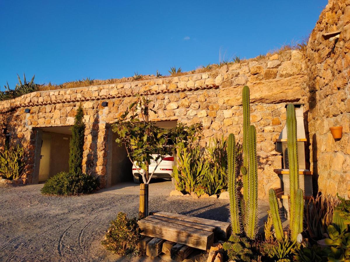 Cuevas El Torriblanco Guest House Gorafe Luaran gambar