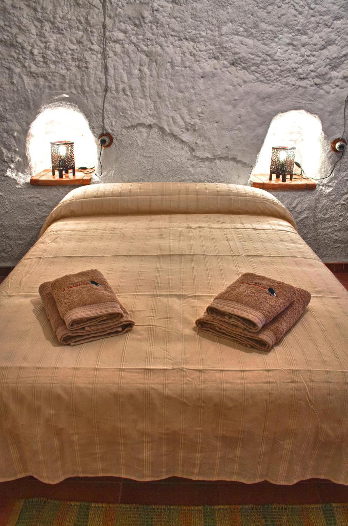 Cuevas El Torriblanco Guest House Gorafe Luaran gambar