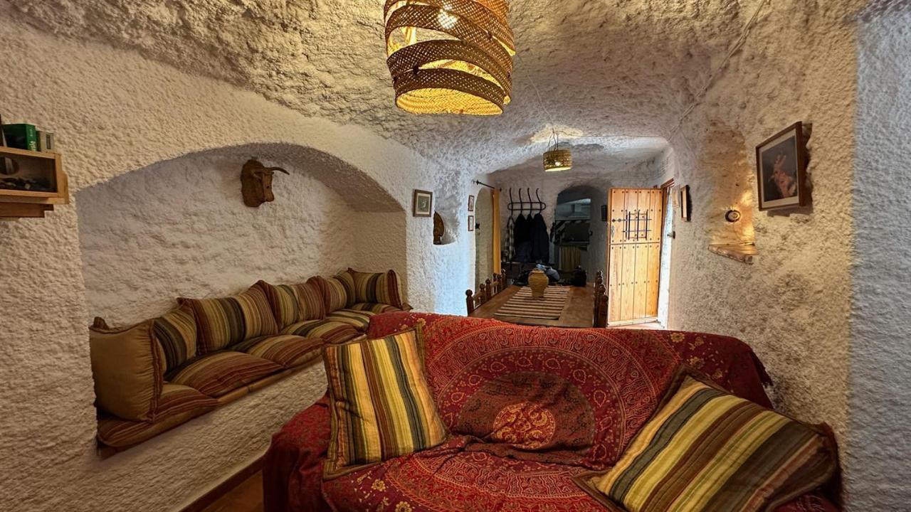 Cuevas El Torriblanco Guest House Gorafe Bilik gambar